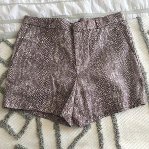 Banana Republic Tan White Snake Print Short size 6